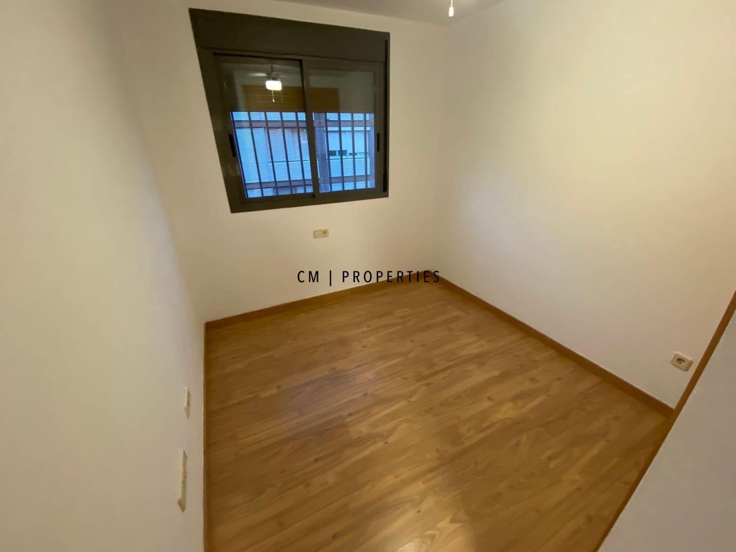 3 camera da letto Appartamento da affittare in Torrent con garage - 1.200 € (Rif: 10095023)