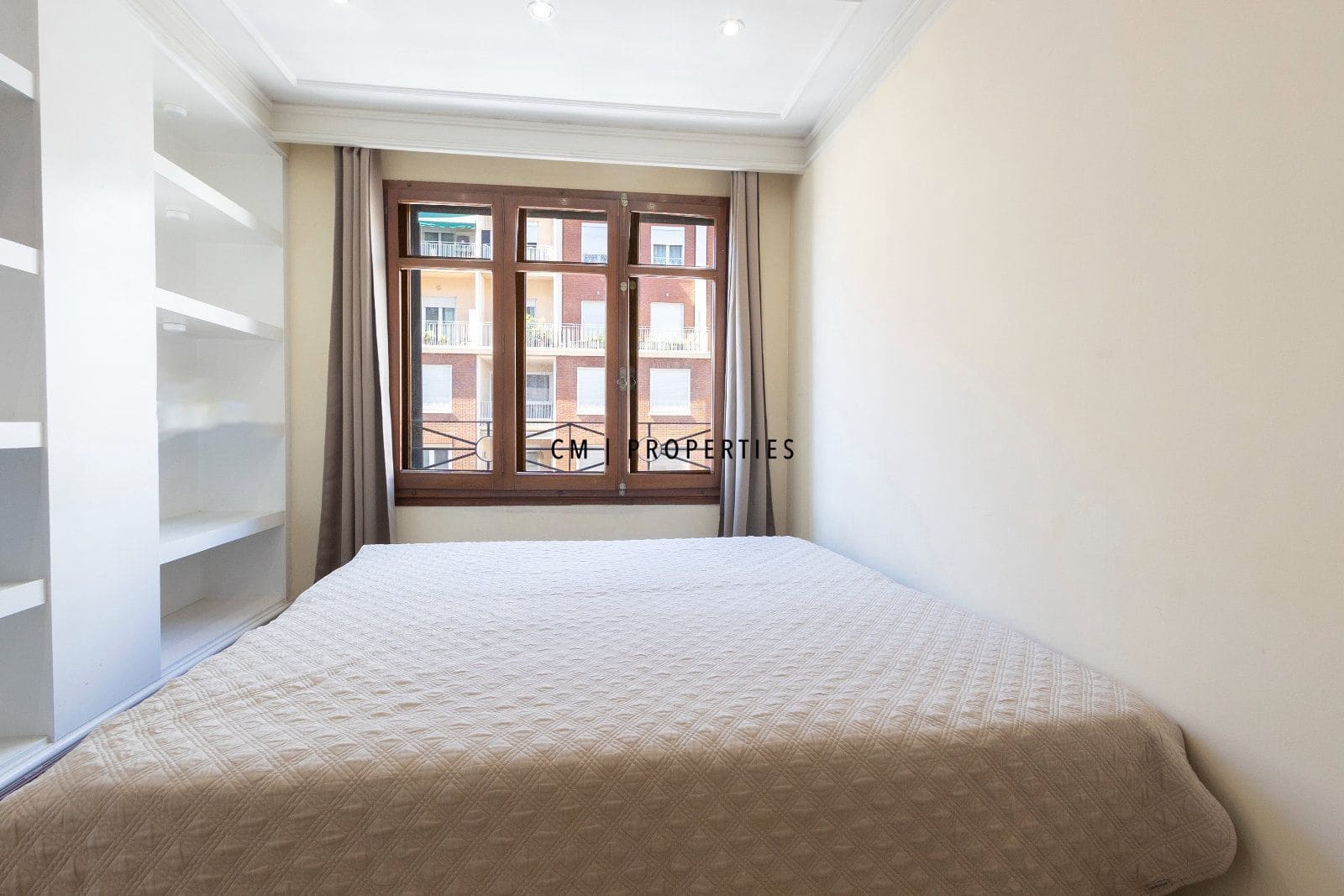 Appartement de 3 chambres à louer à Valence ville - 2 000 € (Ref: 10095706)