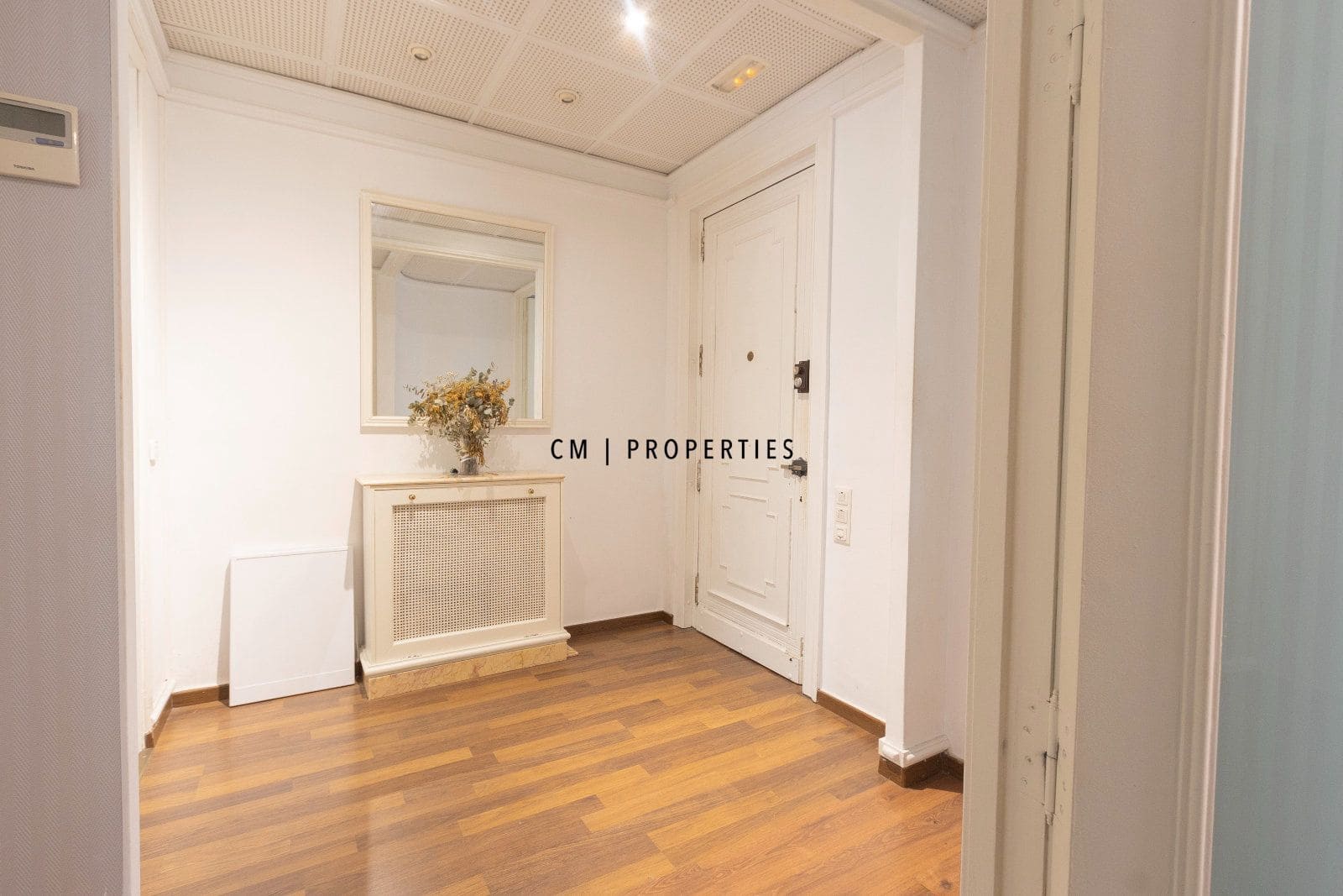 Appartement de 3 chambres à louer à Valence ville - 2 000 € (Ref: 10095706)