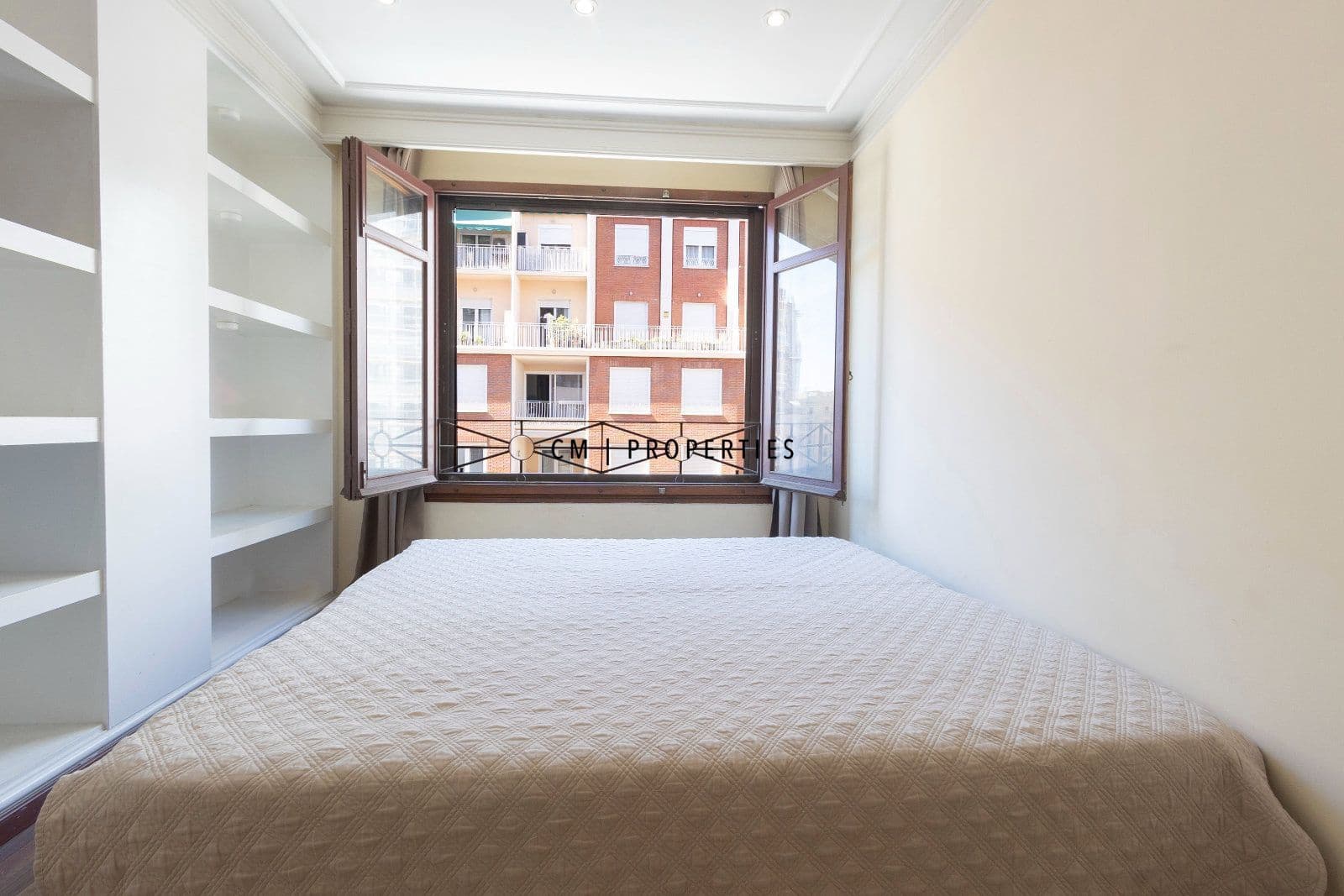 Appartement de 3 chambres à louer à Valence ville - 2 000 € (Ref: 10095706)