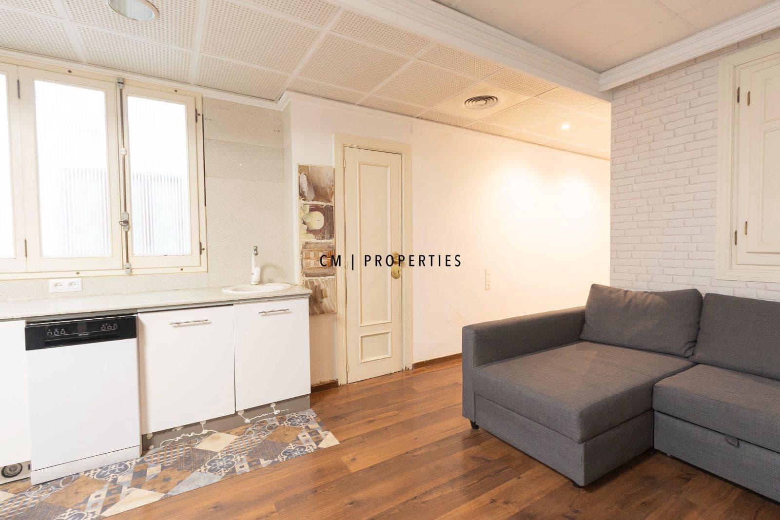 Appartement de 3 chambres à louer à Valence ville - 2 000 € (Ref: 10095706)