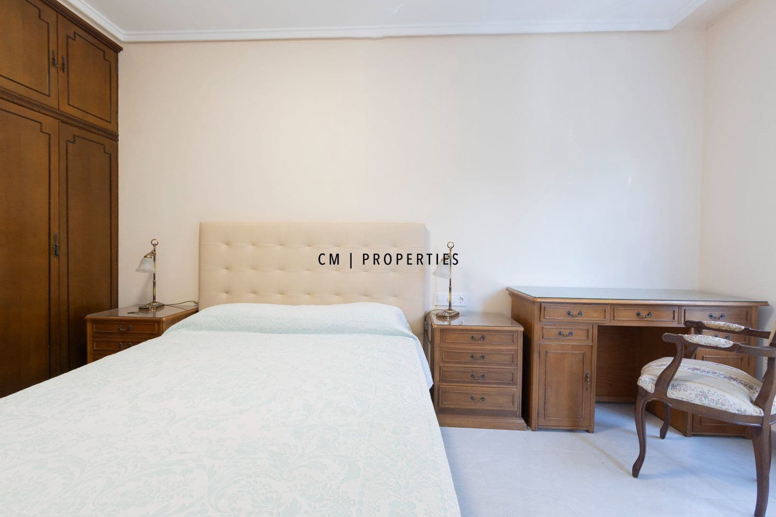 3 slaapkamer Flat te huur in Valencia stad - € 2.015 (Ref: 10100742)