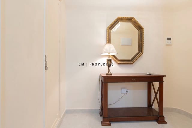 3 slaapkamer Flat te huur in Extramurs, Valencia stad - € 2.015 (Ref: 10100742)