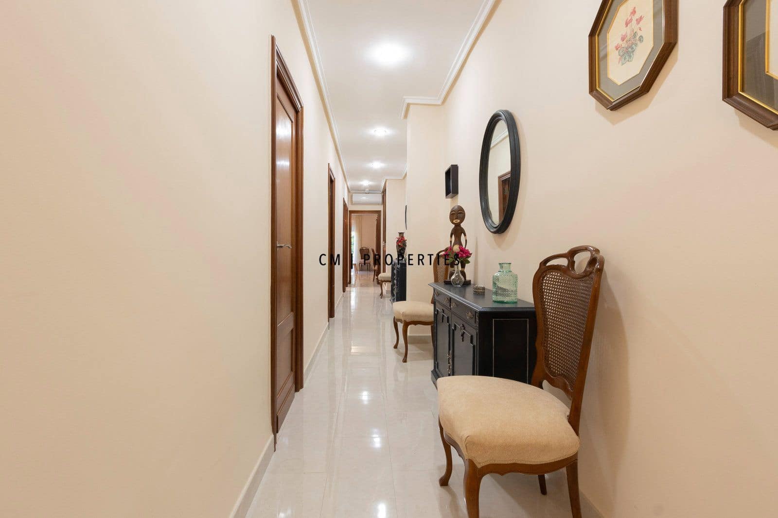 3 slaapkamer Flat te huur in Valencia stad - € 2.015 (Ref: 10100742)