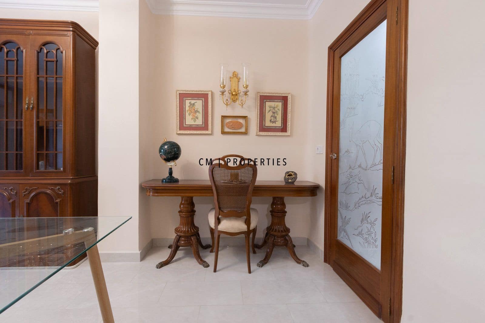 3 slaapkamer Flat te huur in Valencia stad - € 2.015 (Ref: 10100742)