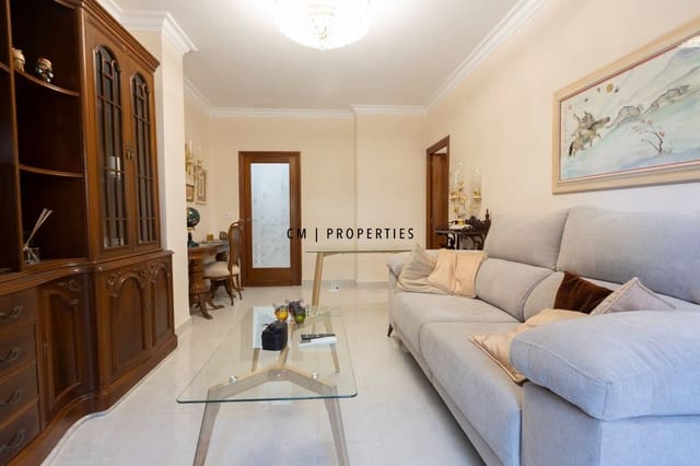 3 slaapkamer Flat te huur in Extramurs, Valencia stad - € 2.015 (Ref: 10100742)