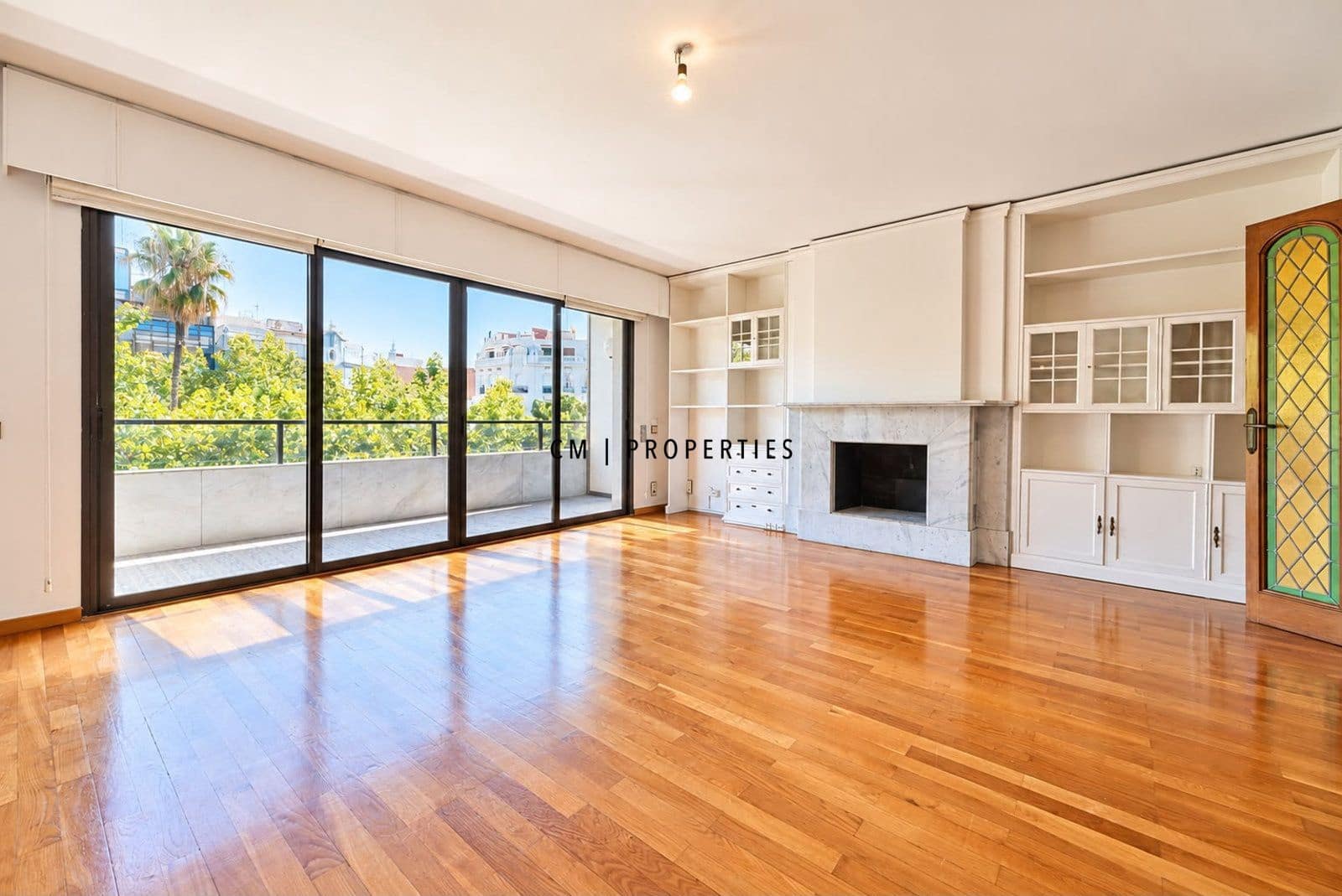 5 sypialnia Mieszkanie do wynajęcia w Miasto Walencja z garażem - 3 500 € (Ref: 10101126)