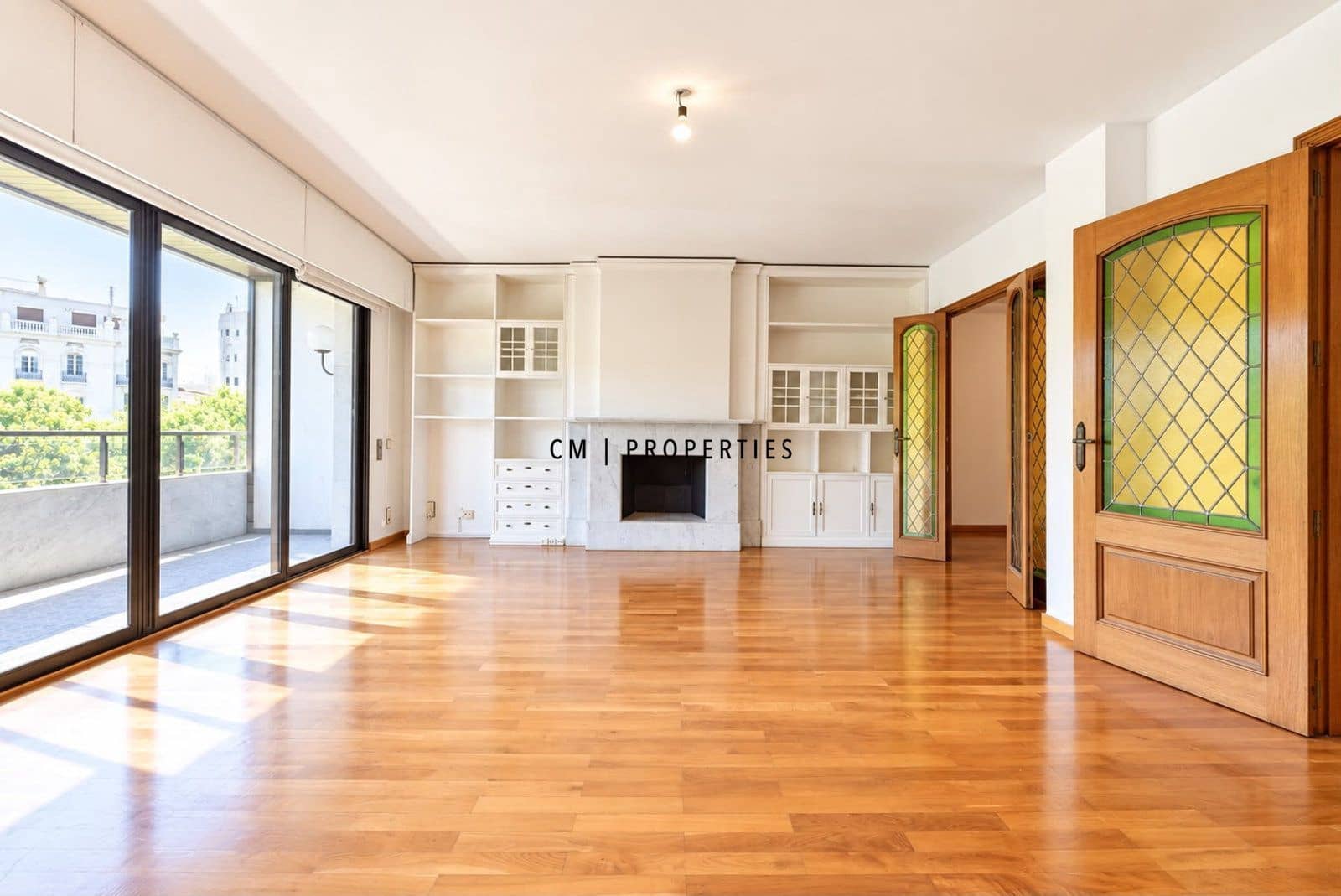 5 sypialnia Mieszkanie do wynajęcia w Miasto Walencja z garażem - 3 500 € (Ref: 10101126)