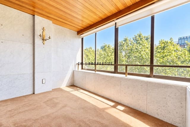 5 sypialnia Mieszkanie do wynajęcia w L'Eixample, Miasto Walencja z garażem - 3 500 € (Ref: 10101126)