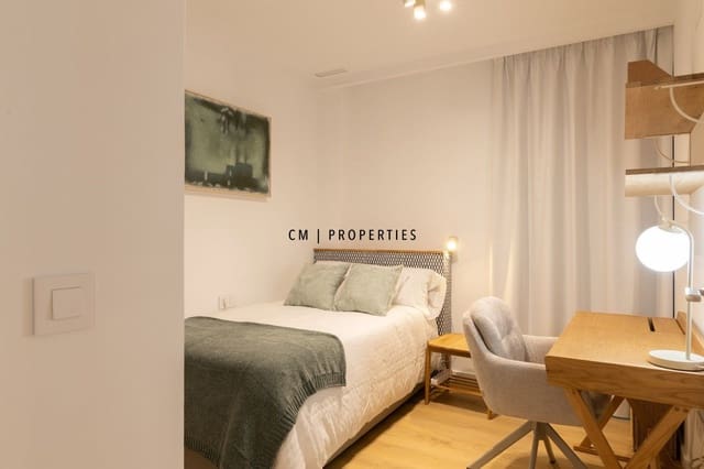 3 quarto Apartamento para arrendar em Poblats Maritims, Valência cidade com piscina - 2 250 € (Ref: 10101127)