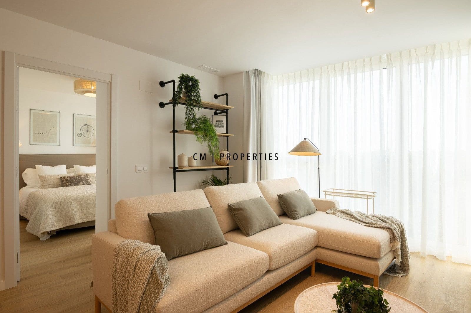 3 quarto Apartamento para arrendar em Valencia cidade com piscina - 2 250 € (Ref: 10101127)