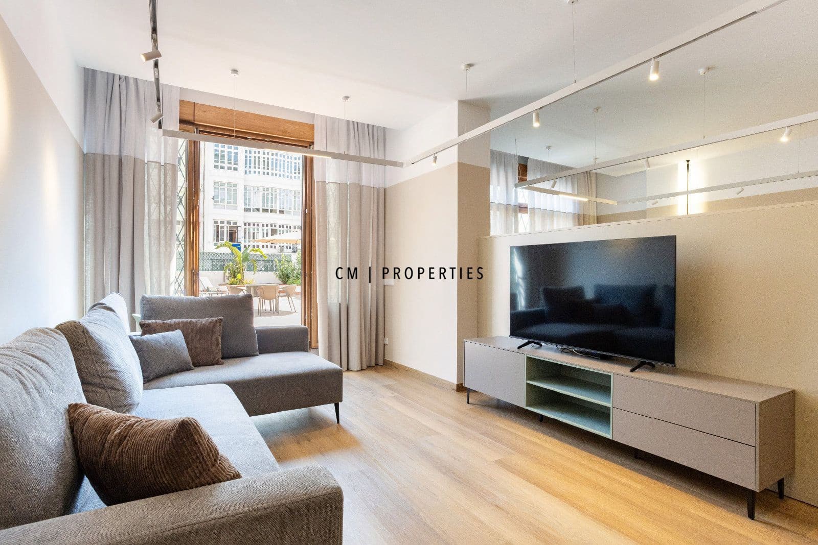 2 sypialnia Mieszkanie do wynajęcia w Miasto Walencja - 2 200 € (Ref: 10106461)