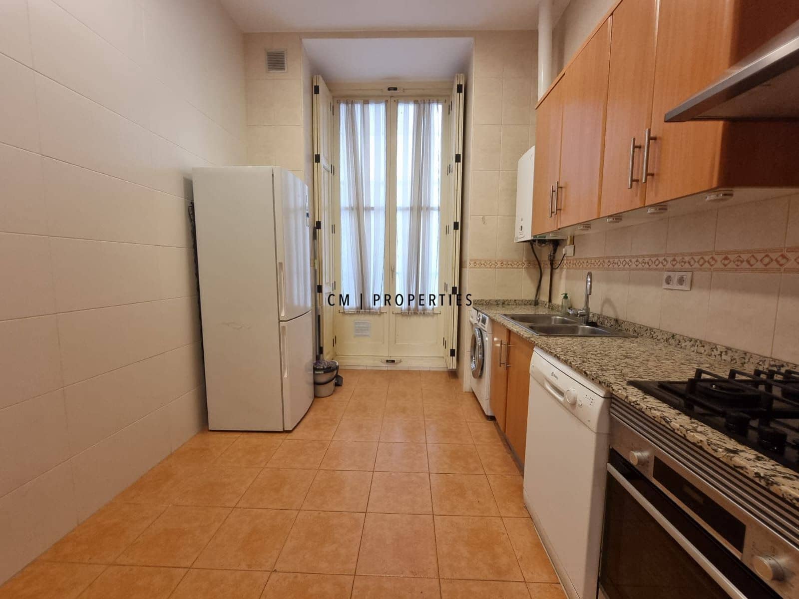3 sovrum Lägenhet att hyra i Valencia stad - 1 990 € (Ref: 10106462)
