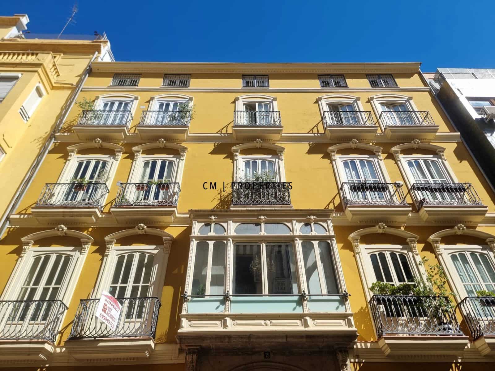 3 sovrum Lägenhet att hyra i Valencia stad - 1 990 € (Ref: 10106462)
