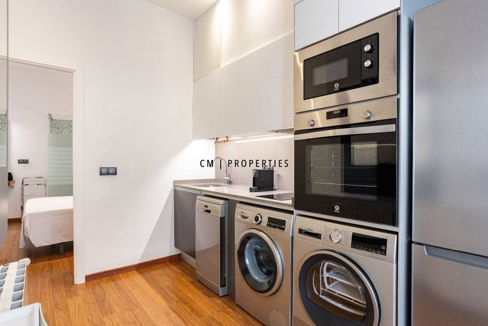 1 slaapkamer Flat te huur in Valencia stad - € 1.600 (Ref: 10106544)