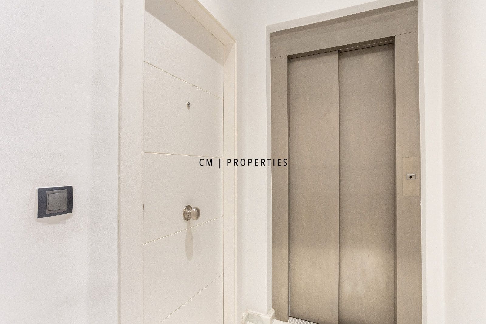 1 slaapkamer Flat te huur in Valencia stad - € 1.600 (Ref: 10106544)