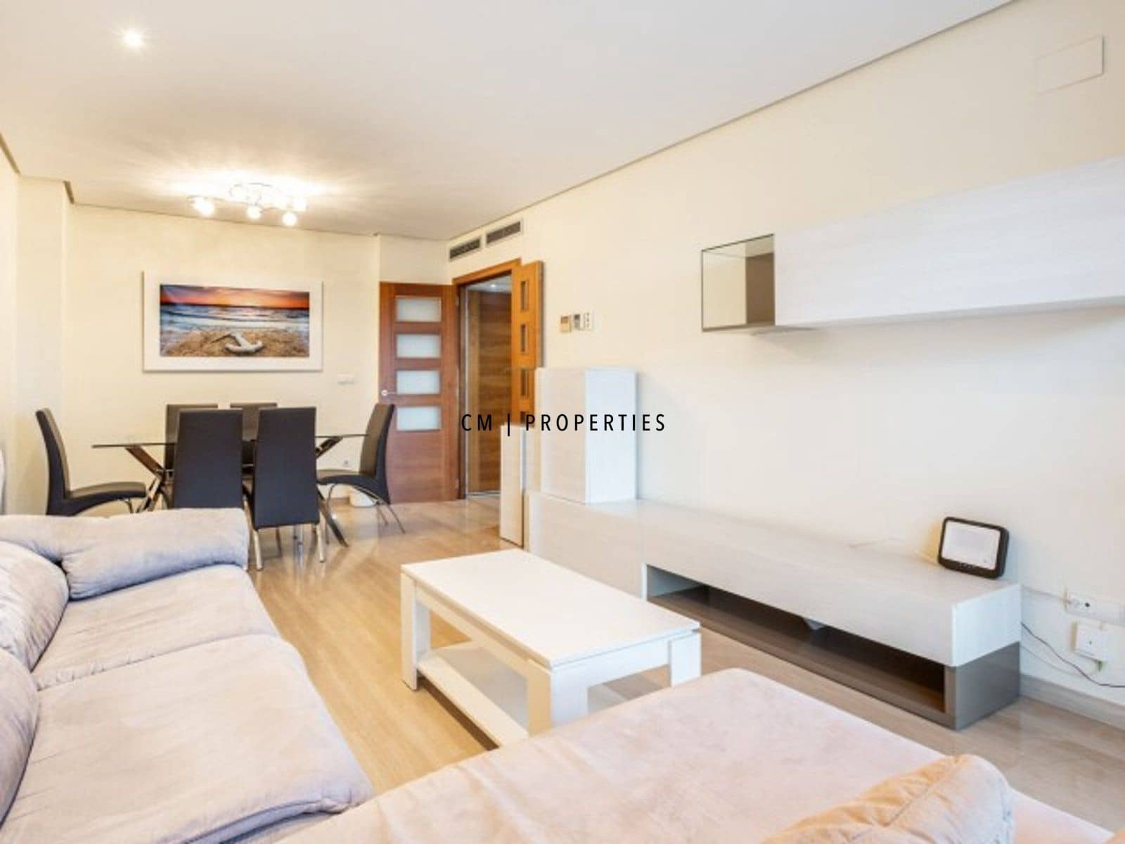 2 soverom Leilighet til leie i Valencia by med svømmebasseng garasje - € 2 200 (Ref: 10108669)
