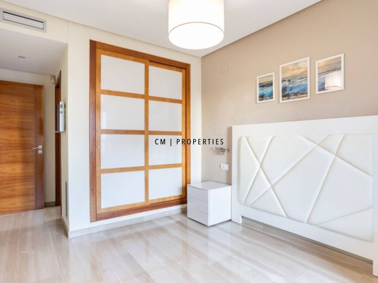 2 soverom Leilighet til leie i Valencia by med svømmebasseng garasje - € 2 200 (Ref: 10108669)