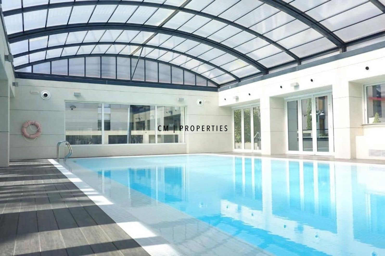 2 soverom Leilighet til leie i Valencia by med svømmebasseng garasje - € 2 200 (Ref: 10108669)