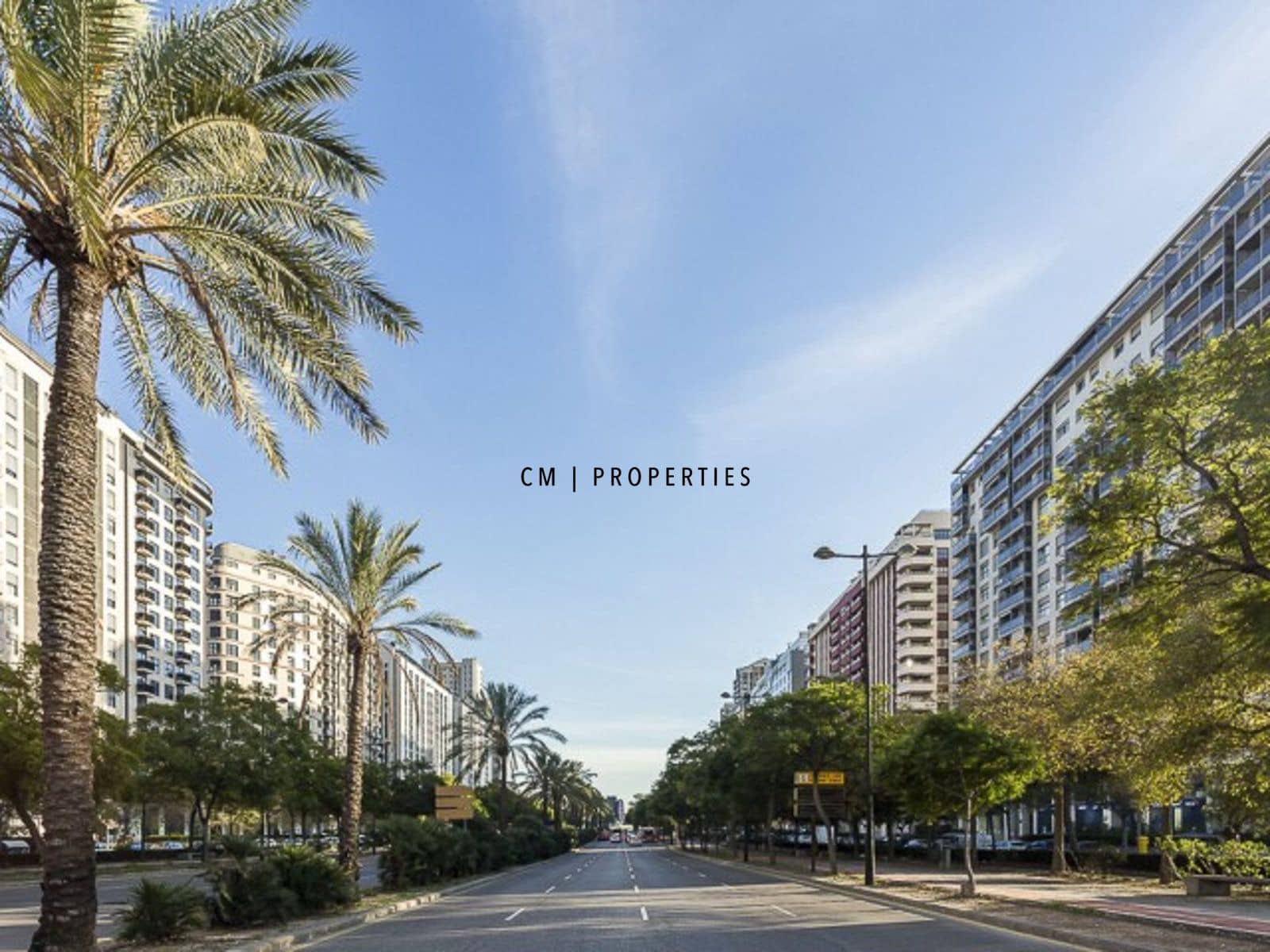 2 soverom Leilighet til leie i Valencia by med svømmebasseng garasje - € 2 200 (Ref: 10108669)