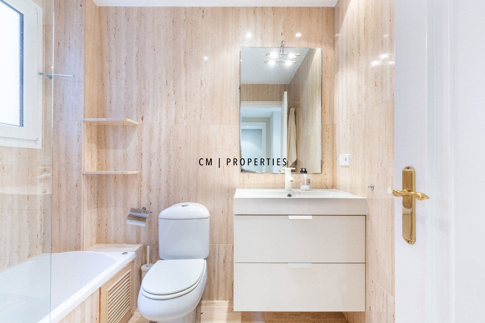 2 camera da letto Appartamento da affittare in Valencia citta con garage - 2.500 € (Rif: 10110392)