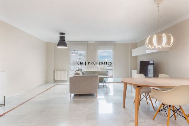 2 camera da letto Appartamento da affittare in Valencia città con garage - 2.500 € (Rif: 10110392)