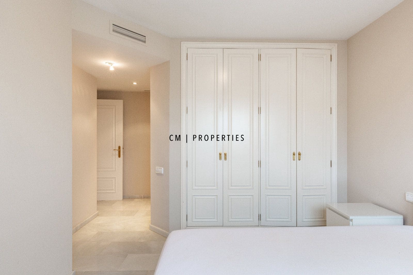 2 camera da letto Appartamento da affittare in Valencia citta con garage - 2.500 € (Rif: 10110392)