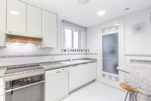 2 camera da letto Appartamento da affittare in Valencia città con garage - 2.500 € (Rif: 10110392)