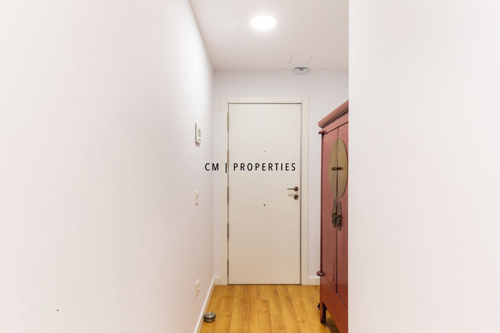 Piso de 3 habitaciones en València ciudad en alquiler con garaje - 2.000 € (Ref: 10111062)