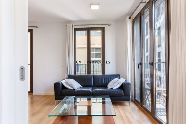 Piso de 3 habitaciones en València ciudad en alquiler con garaje - 2.000 € (Ref: 10111062)