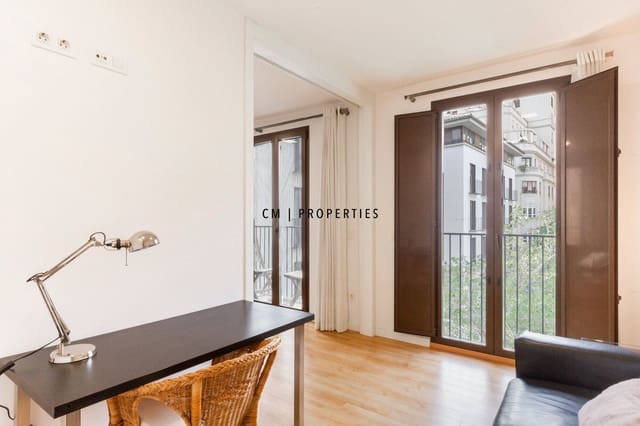 Piso de 3 habitaciones en València ciudad en alquiler con garaje - 2.000 € (Ref: 10111062)