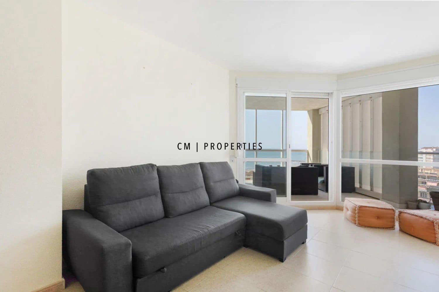 2 bedroom Flat for rent in Puig with pool garage - € 990 (Ref: 10113546)