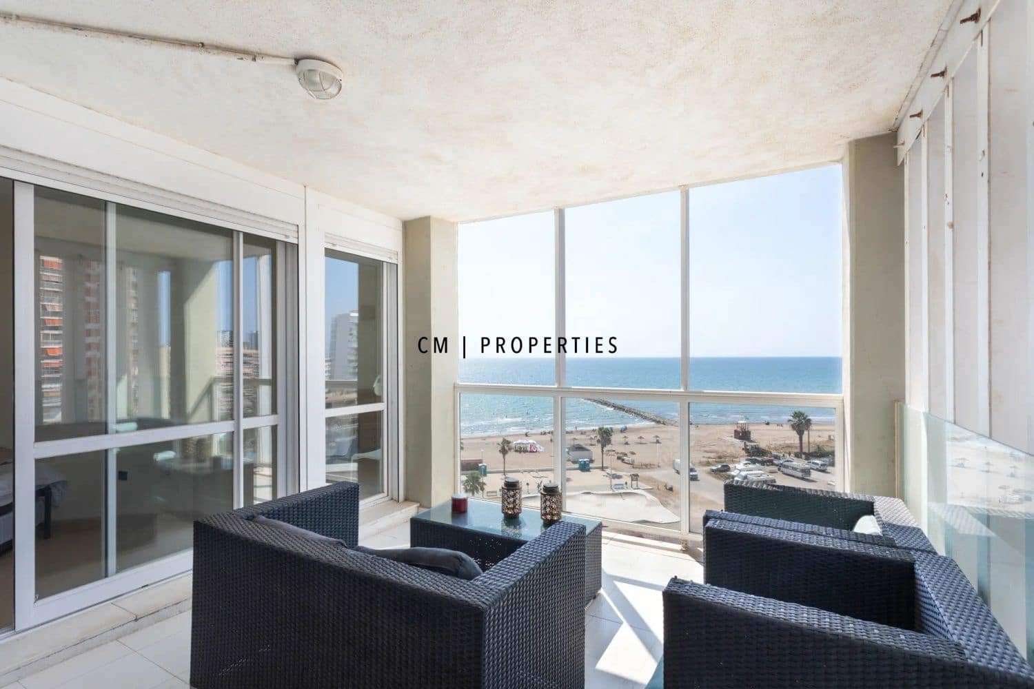 2 bedroom Flat for rent in Puig with pool garage - € 990 (Ref: 10113546)