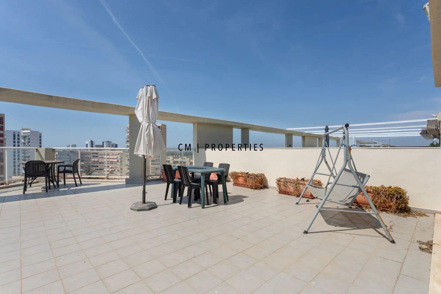 2 bedroom Flat for rent in Puig with pool garage - € 990 (Ref: 10113546)