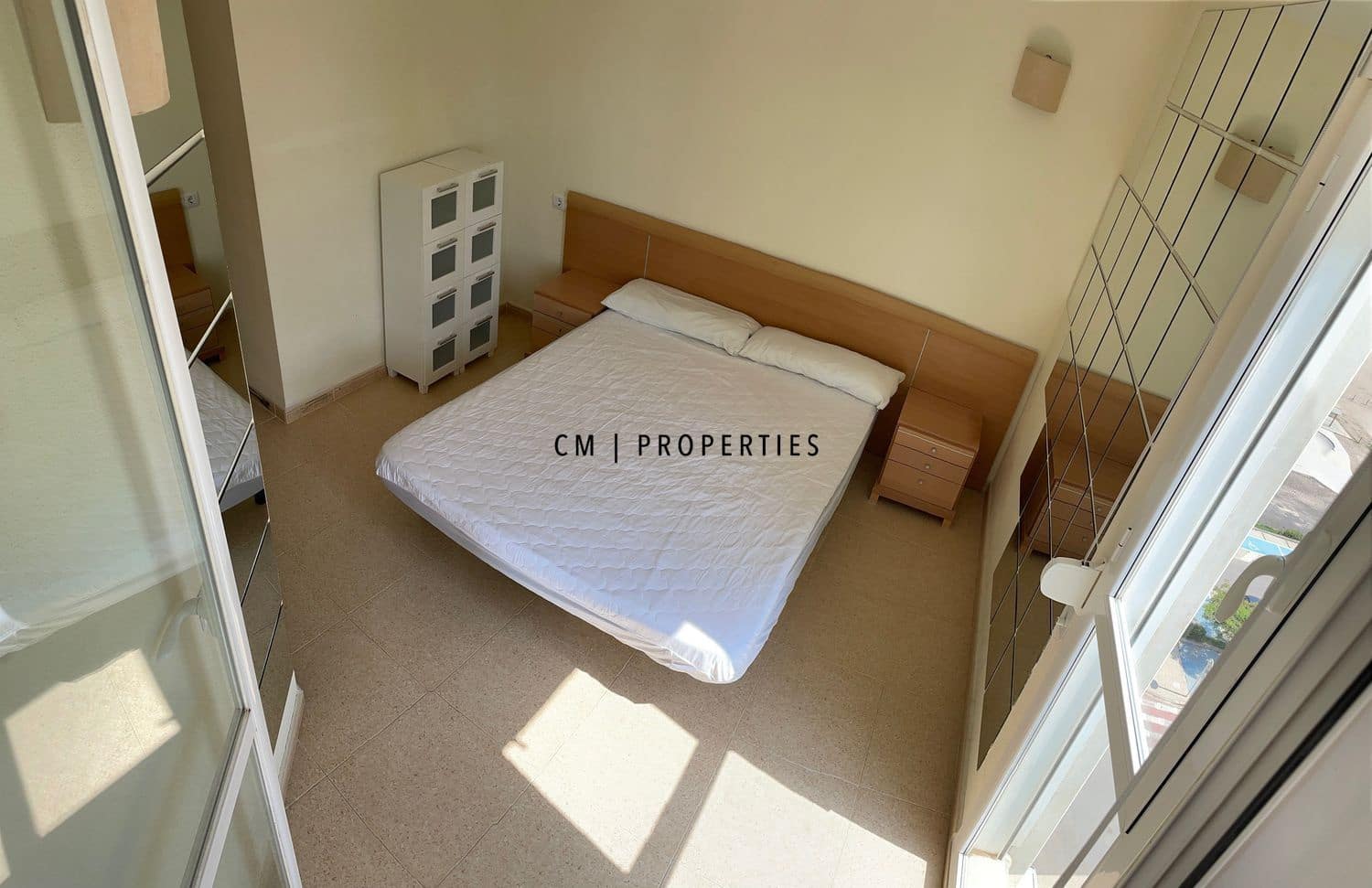 2 bedroom Flat for rent in Puig with pool garage - € 990 (Ref: 10113546)