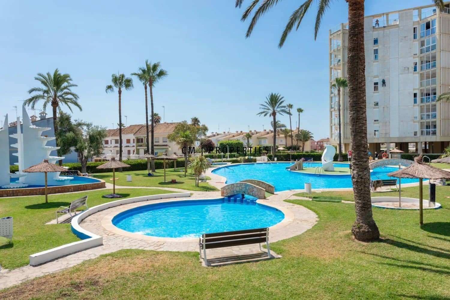 2 bedroom Flat for rent in Puig with pool garage - € 990 (Ref: 10113546)