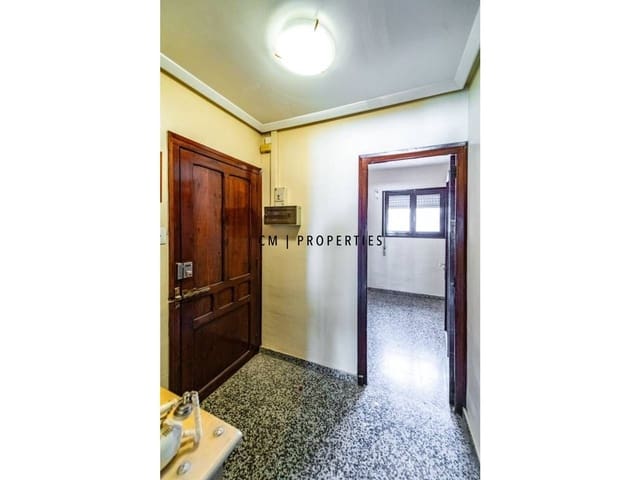 3 slaapkamer Flat te koop in Extramurs, Valencia stad - € 255.000 (Ref: 10118105)