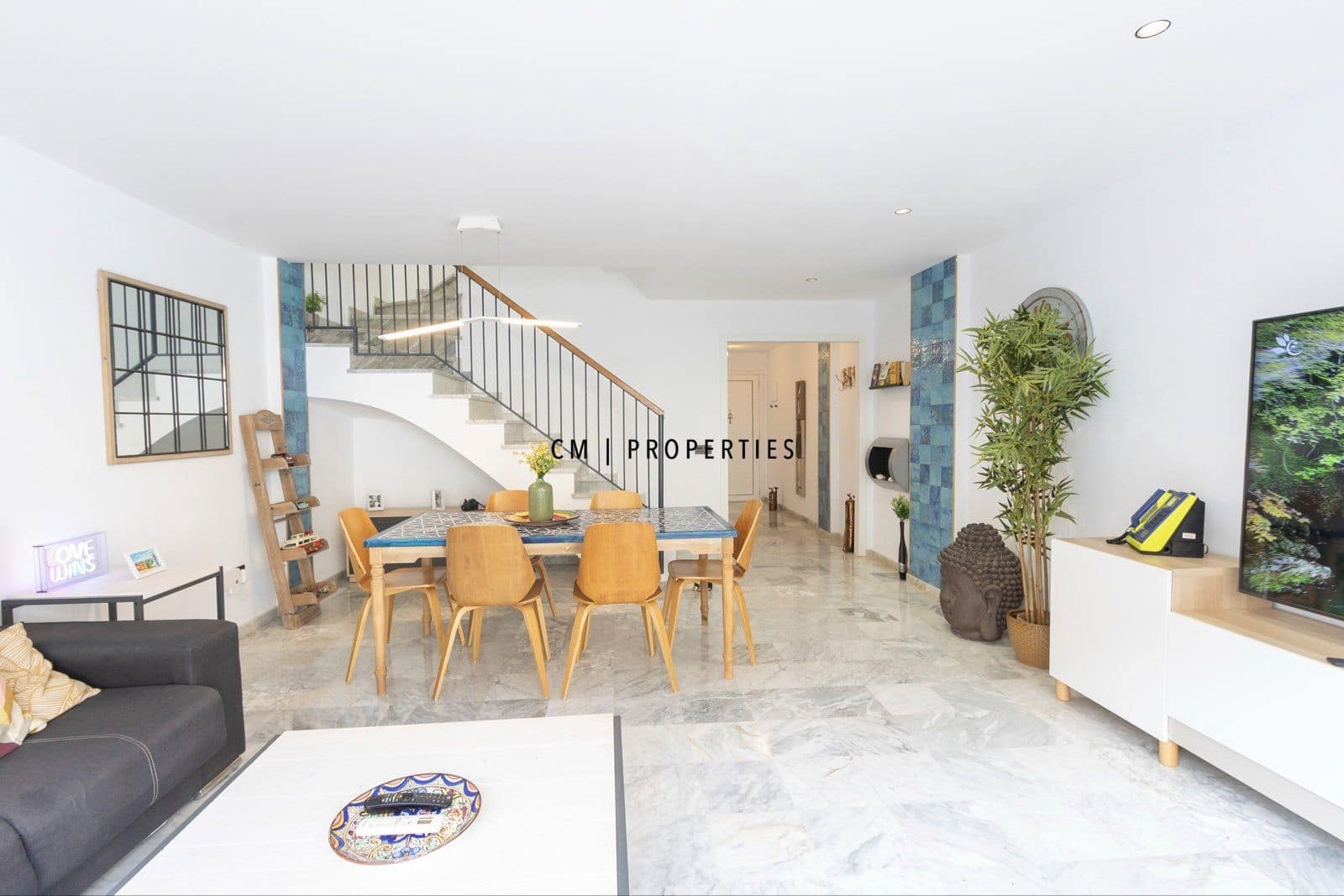 4 soveværelse Byhus til salg i Manises med garage - € 420.000 (Ref: 10120541)
