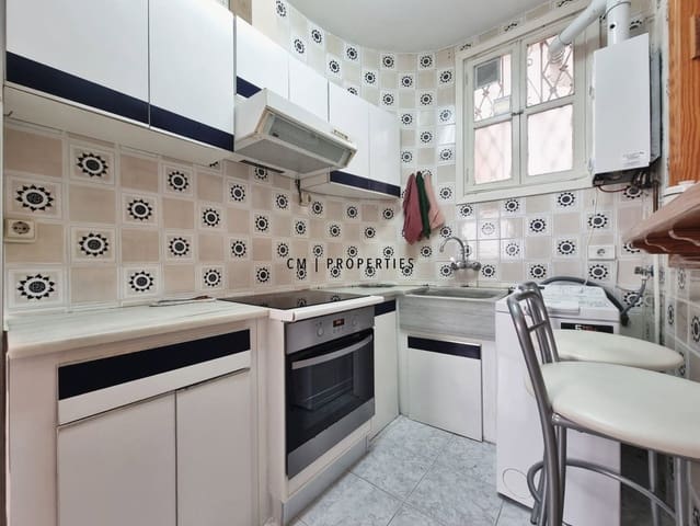 2 quarto Apartamento para arrendar em Valência cidade - 1 250 € (Ref: 10120888)