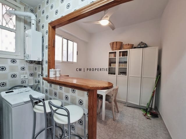 2 quarto Apartamento para arrendar em Valência cidade - 1 250 € (Ref: 10120888)