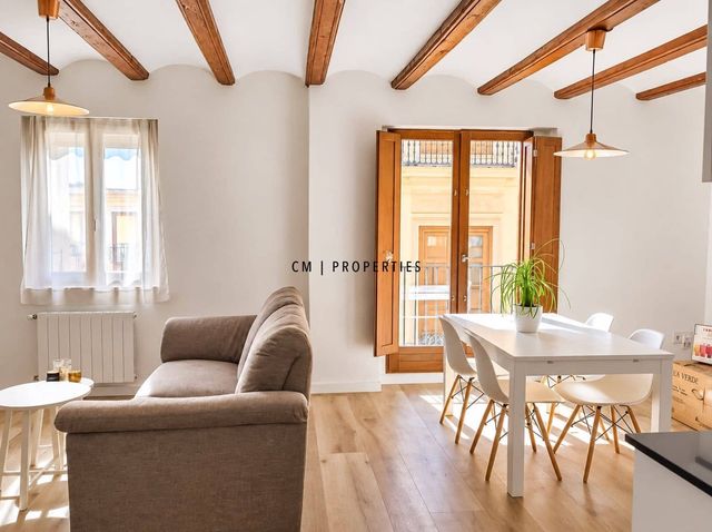 2 quarto Apartamento para arrendar em Valência cidade com garagem - 1 550 € (Ref: 10121054)