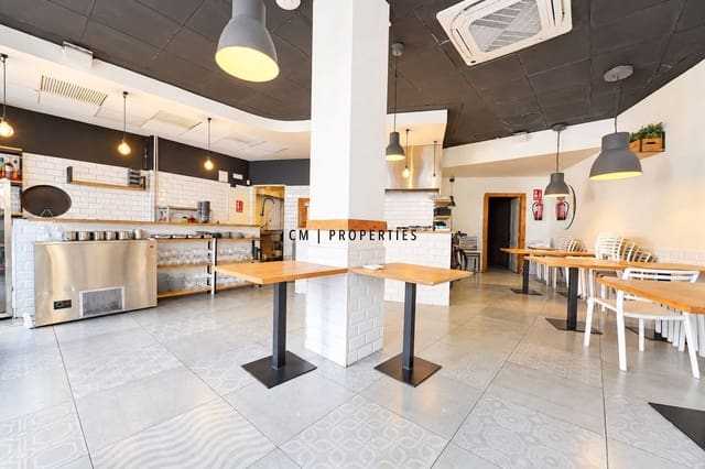 Kommersiell att hyra i L'Eixample, Valencia stad - 4 000 € (Ref: 10125008)