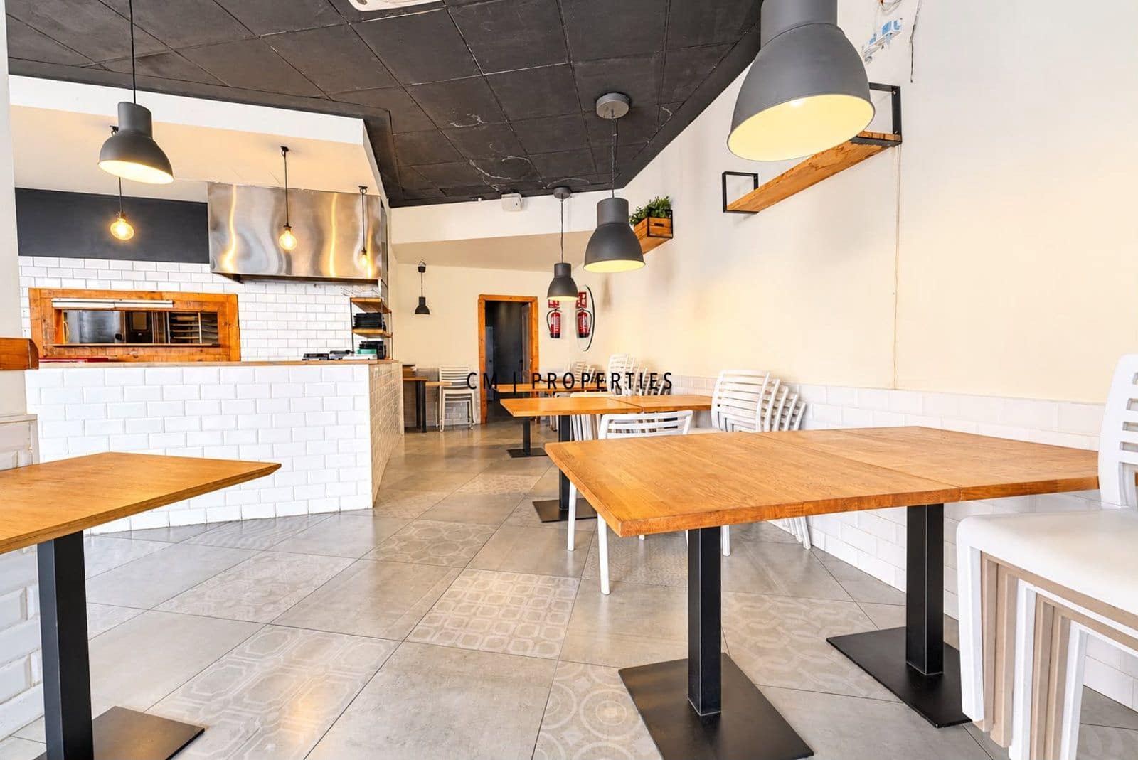 Kommersiell att hyra i Valencia stad - 4 000 € (Ref: 10125008)