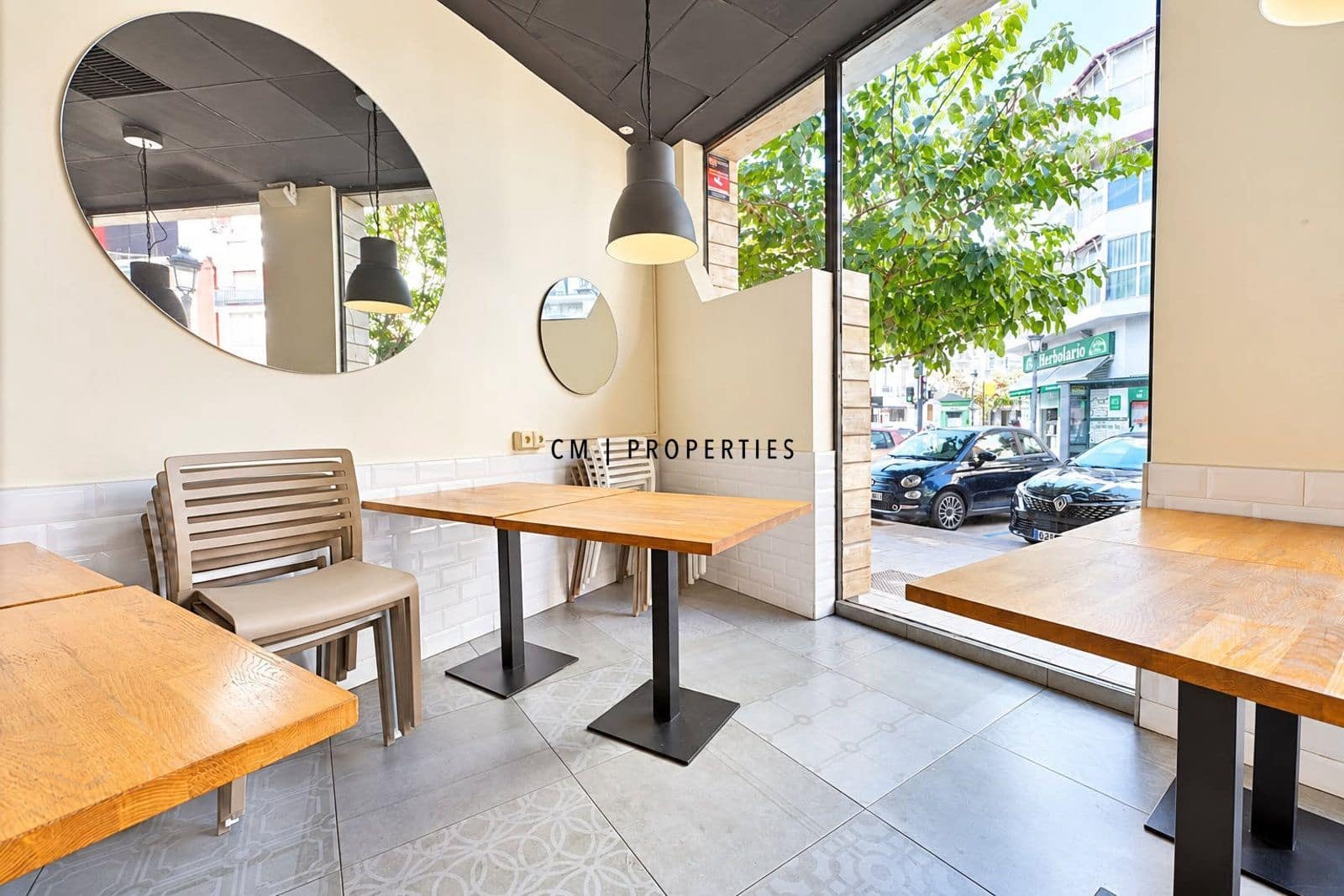 Kommersiell att hyra i Valencia stad - 4 000 € (Ref: 10125008)