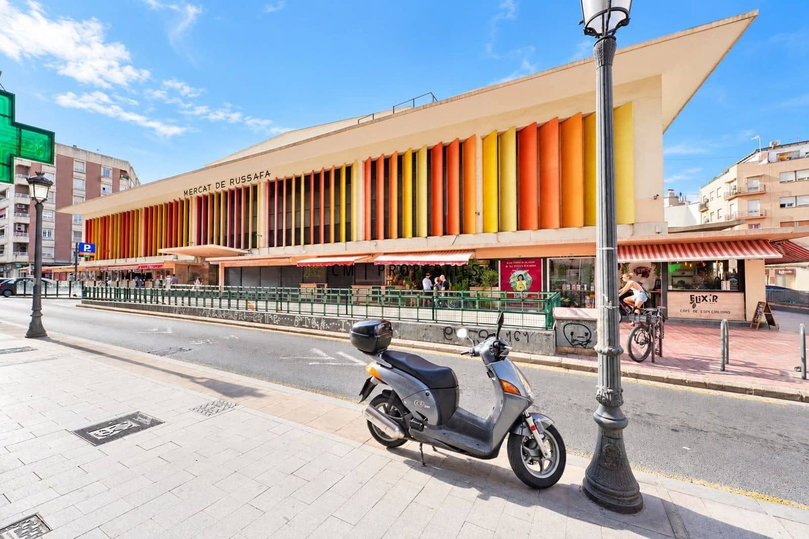 Kommersiell att hyra i Valencia stad - 4 000 € (Ref: 10125008)