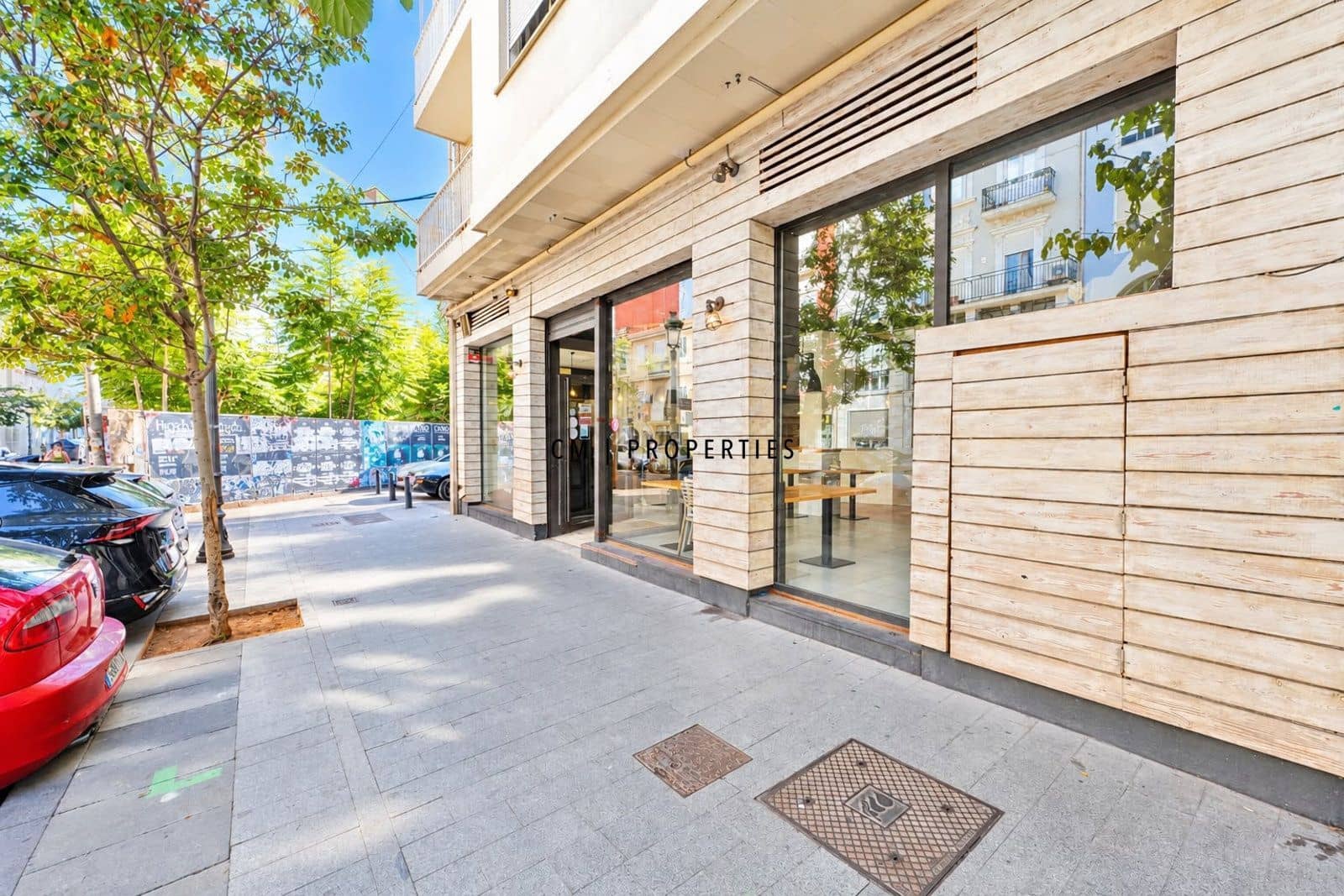 Kommersiell att hyra i Valencia stad - 4 000 € (Ref: 10125008)