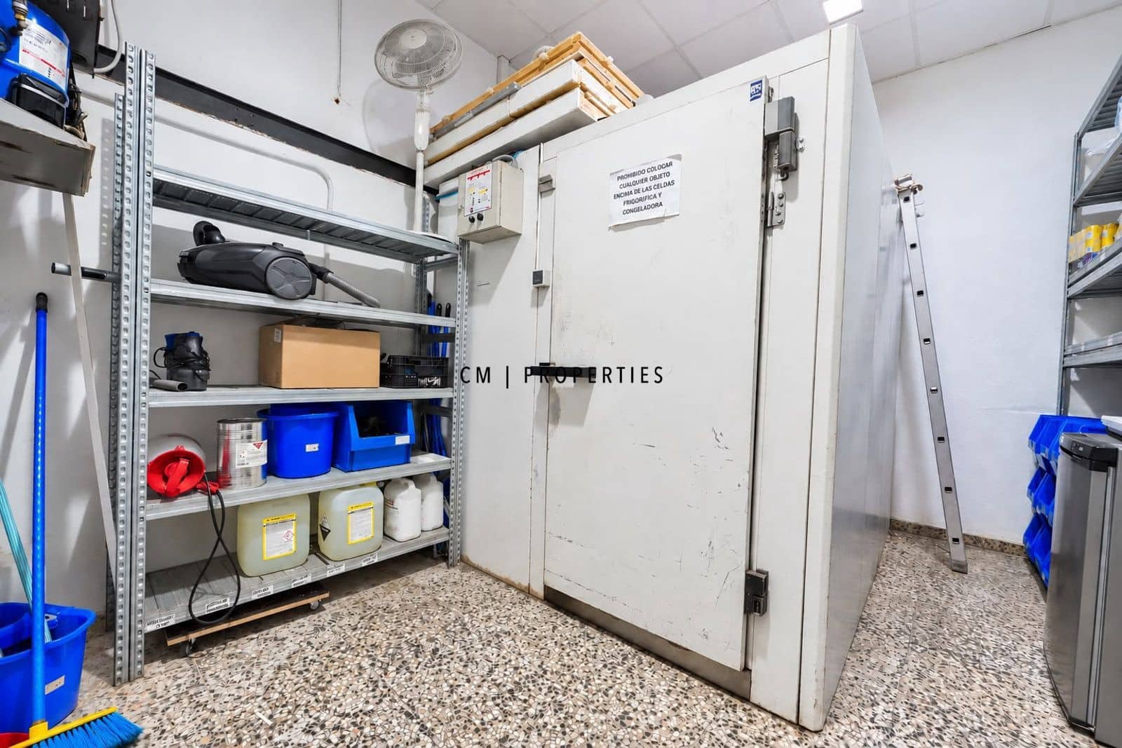 Kommersiell att hyra i Valencia stad - 4 000 € (Ref: 10125008)