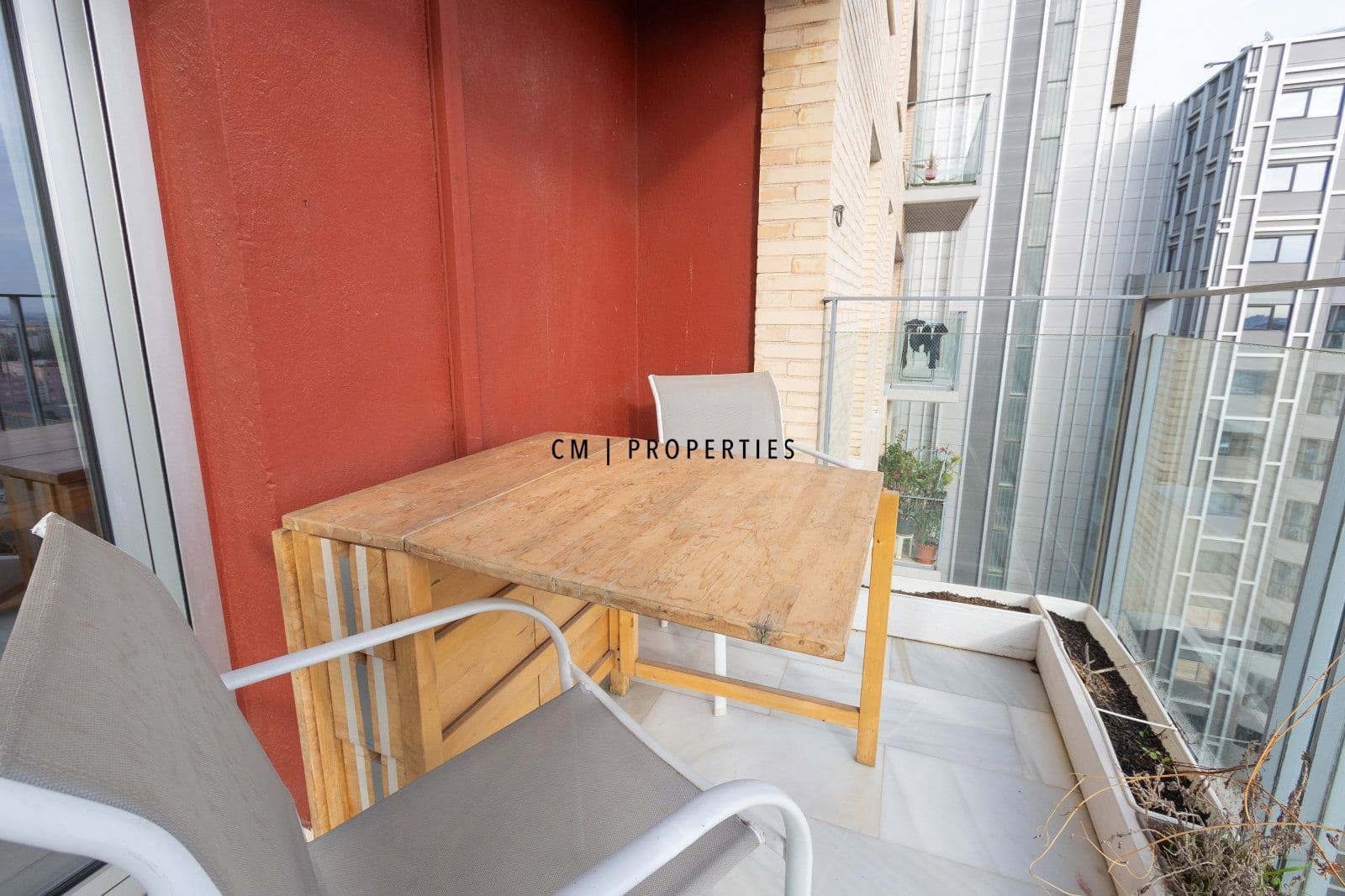 2 quarto Apartamento para arrendar em Valencia cidade com garagem - 1 600 € (Ref: 10125132)