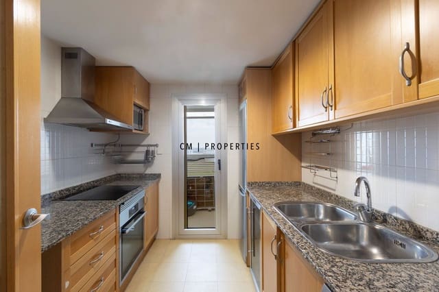 2 quarto Apartamento para arrendar em Benicalap, Valência cidade com garagem - 1 600 € (Ref: 10125132)