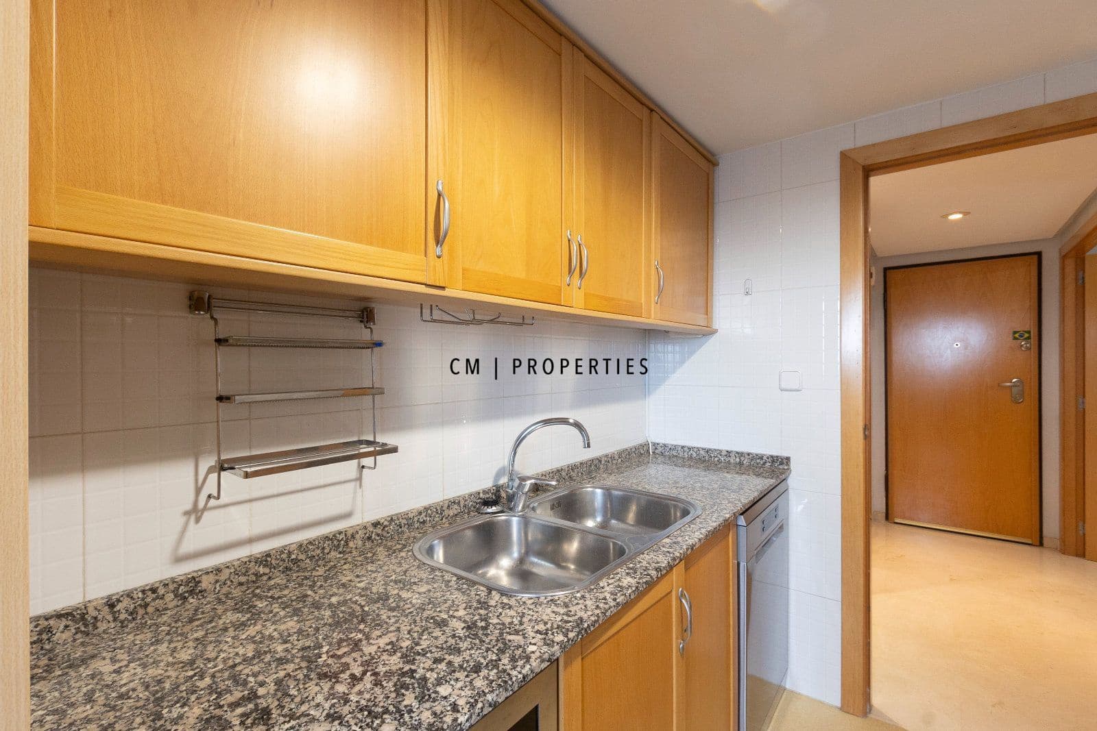 2 quarto Apartamento para arrendar em Valencia cidade com garagem - 1 600 € (Ref: 10125132)